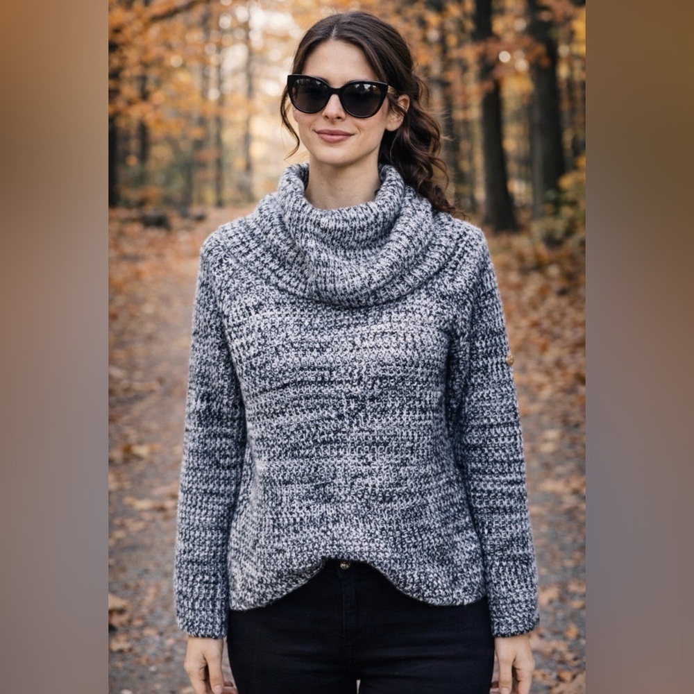 DKNYC cable knit sweater
